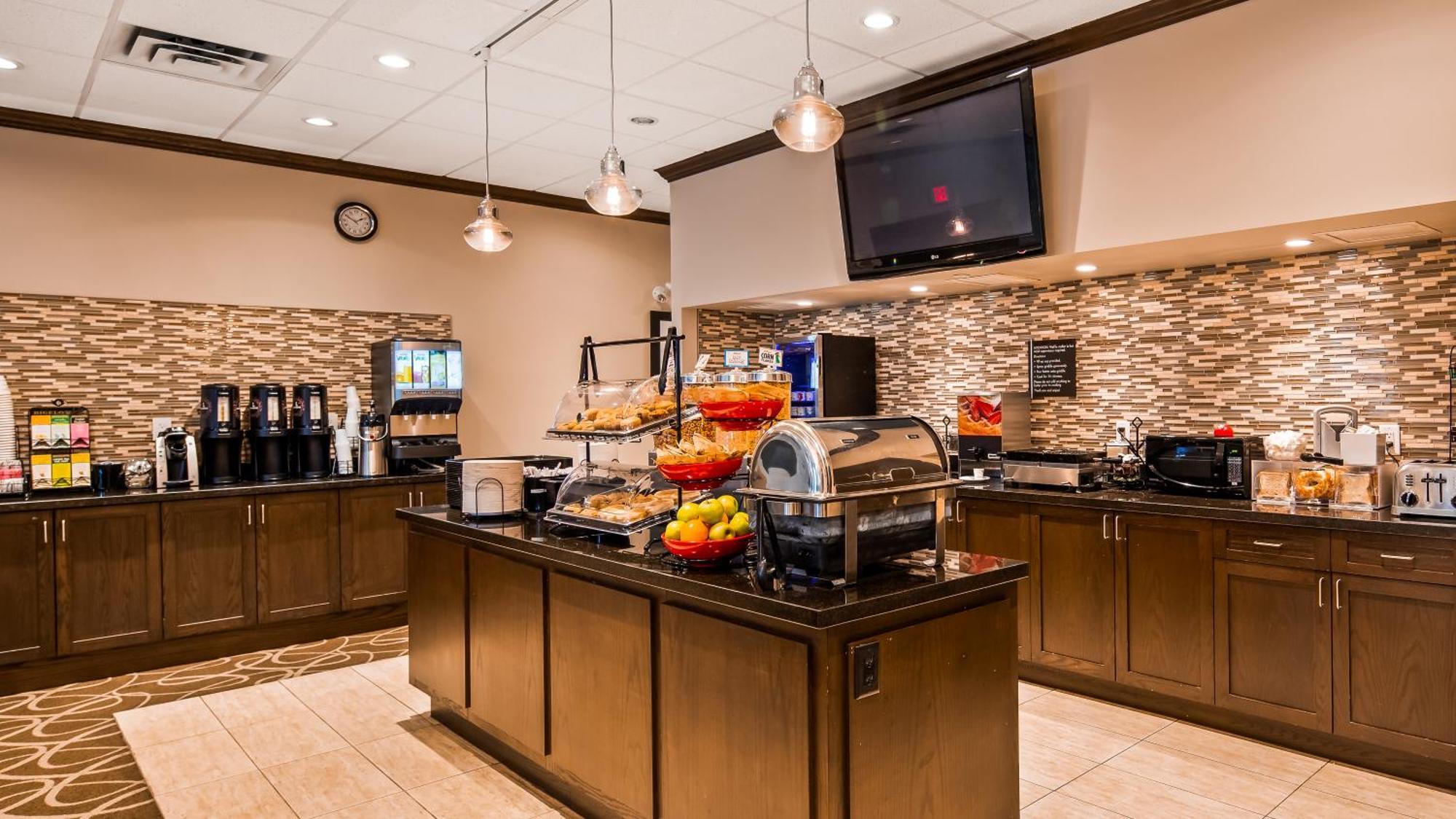 Best Western Plus Pitt Meadows Inn & Suites Exteriör bild