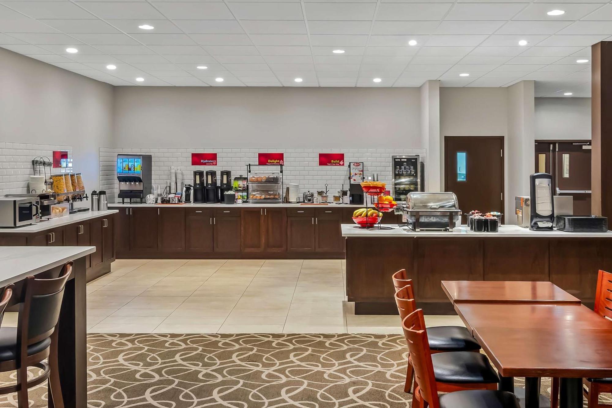Best Western Plus Pitt Meadows Inn & Suites Exteriör bild