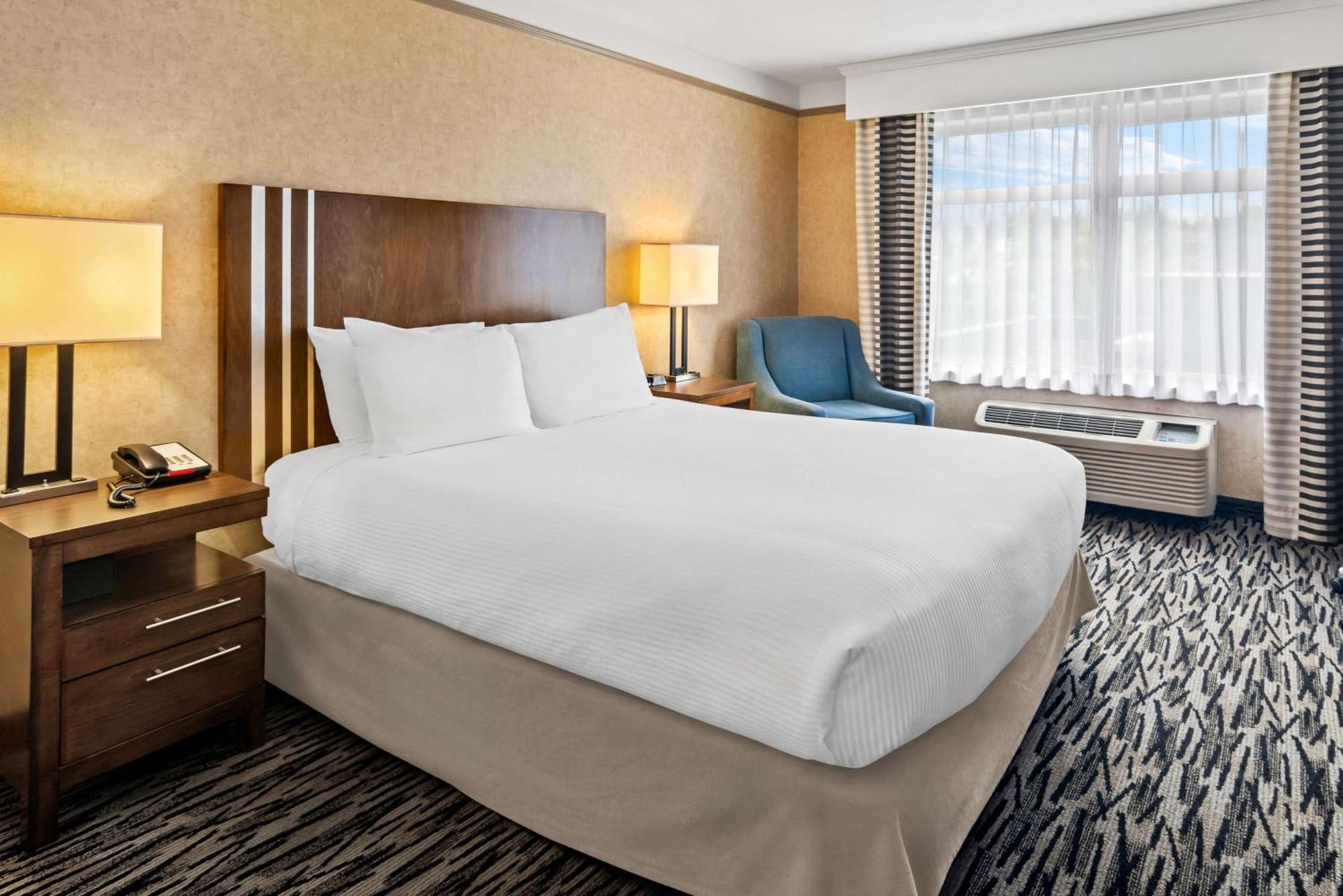 Best Western Plus Pitt Meadows Inn & Suites Exteriör bild