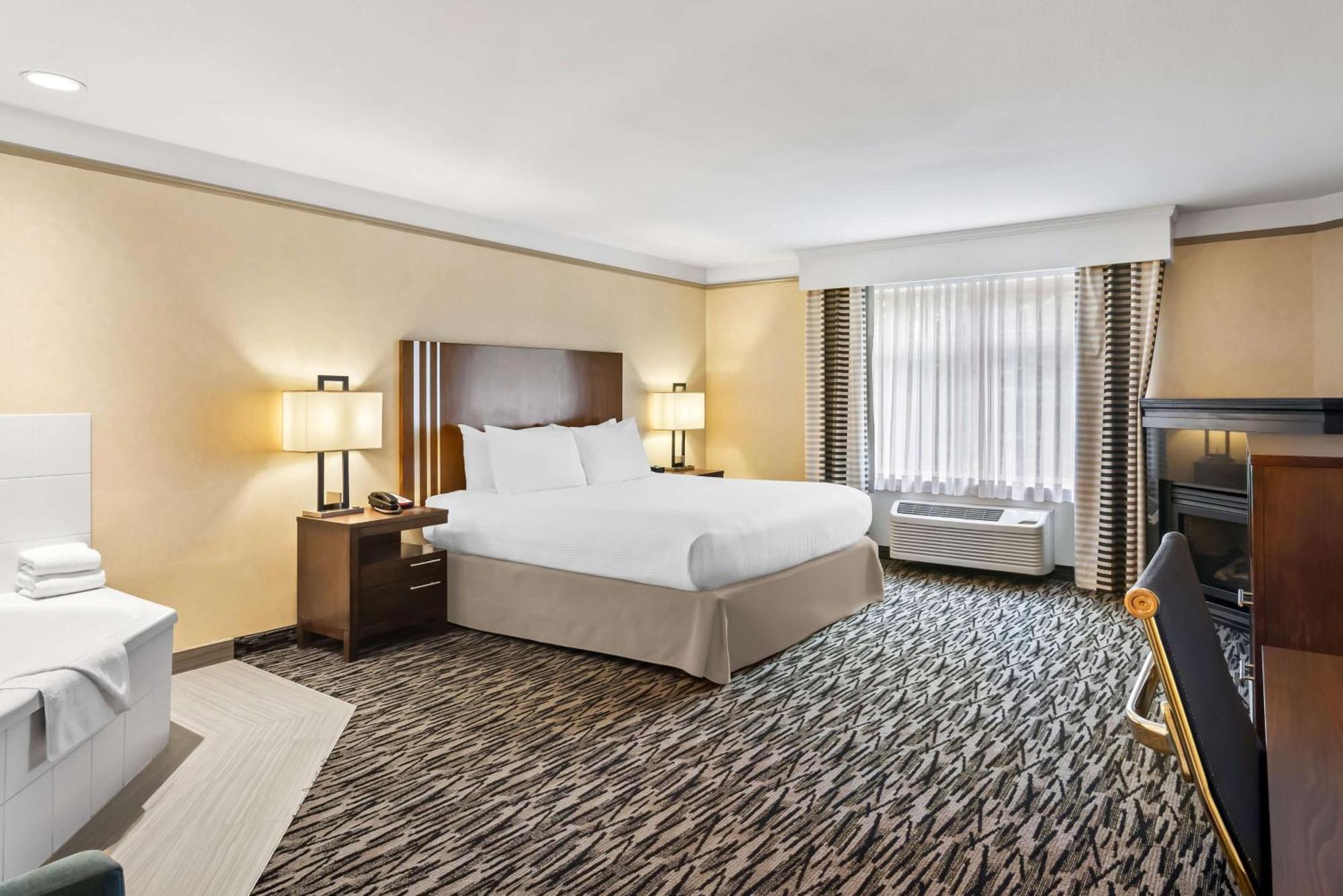 Best Western Plus Pitt Meadows Inn & Suites Exteriör bild