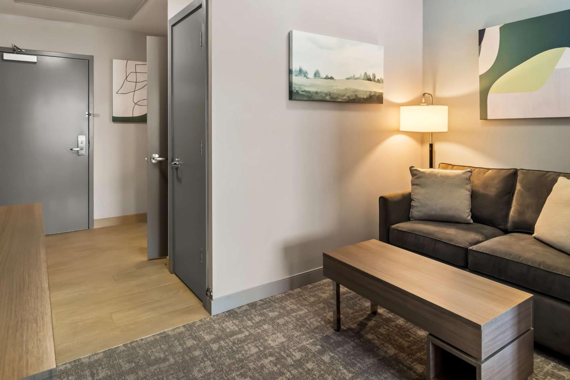 Best Western Plus Pitt Meadows Inn & Suites Exteriör bild