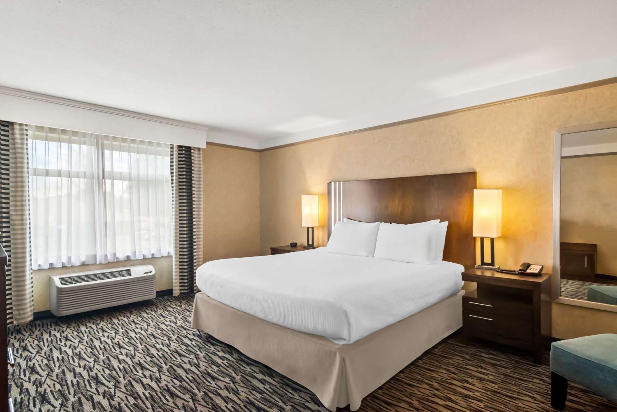Best Western Plus Pitt Meadows Inn & Suites Exteriör bild