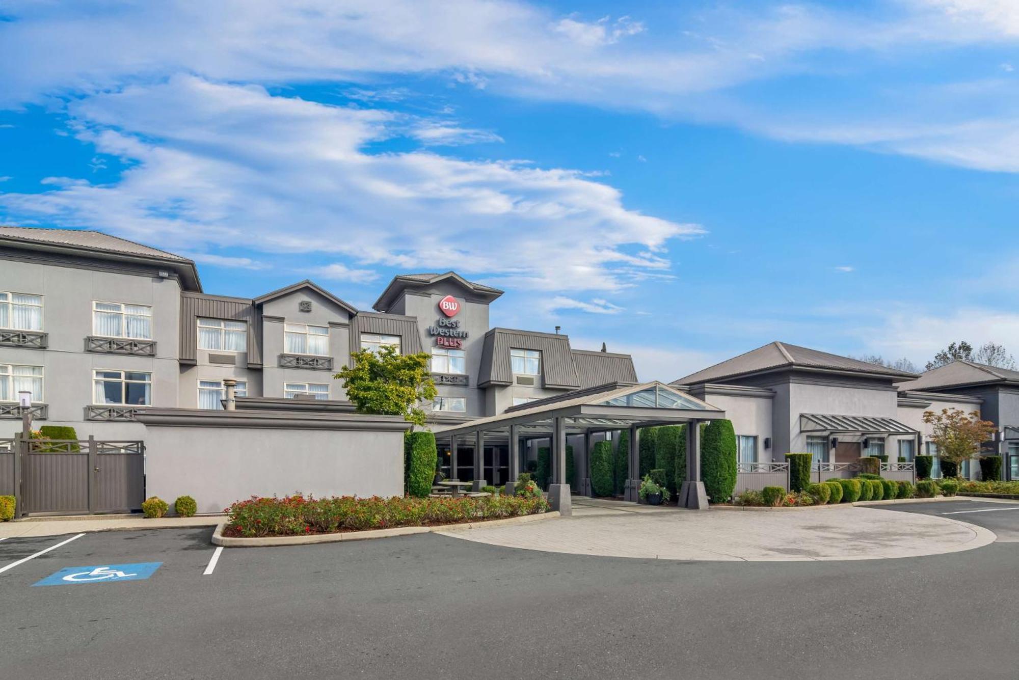 Best Western Plus Pitt Meadows Inn & Suites Exteriör bild