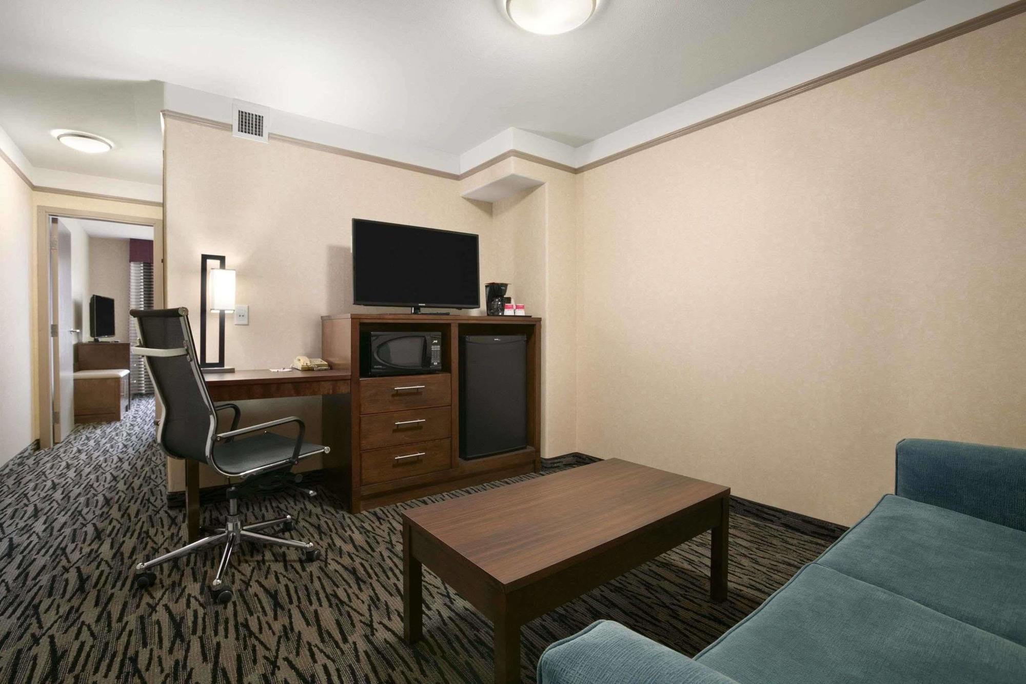Best Western Plus Pitt Meadows Inn & Suites Exteriör bild